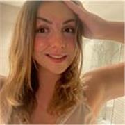Profesora particular de ingles con nivel c1 que le puede dar clases a niños desde edad muy joven hasta bachillerato.