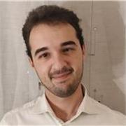 Laureato Magistrale in materie umanistiche offre lezioni di Italiano, Storia, Filosofia e Scienze Umane