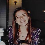 Studentessa universitaria con certificato B2 Cambridge disposta ad aiuto compiti/ripetizioni di inglese