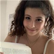 Doy clases económicas de apoyo escolar. Tengo el nivel advanced (C1)