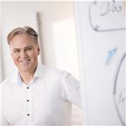 Tutor für deutsch, englisch, französisch, Wirtschaft, Philosophie, Kommunikation und Persönlichkeitsentfaltung