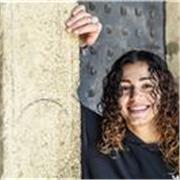 Professeur en ligne. Je suis italienne, j’ai vécu la bas 20 ans, je pourrais vous aidez à atteindre le meilleur niveau en italie