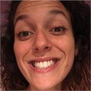 Profesora de refuerzo de inglés para alumnos de la ESO o personas que quieran prepararse para un examen oficial de inglés. 