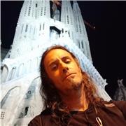 Profesor de guitarra imparte clases sobre todo de iniciación y nivel medio. Sin importar la edad