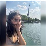 I taught French to beginners and intermediate learners. My lessons are for adults who want to speak confidently  for work  travel 