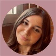 Futura estudiante universitaria y responsable ofrece clases particulares.