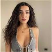 Sono da poco laureata in scienze dell’educazione e sto continuando gli studi di specializzazione presso la Federico II. 