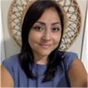 Instructora de inglés con más de 10 años de experiencia enseñando en clases particulares. También como traductora e interprete.