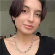Offro ripetizioni per bambini, creando un ambiente di apprendimento divertente e stimolante.