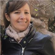 Me defino como una persona, responsable, puntual, agradable y educada y quisiera ayudar a personas quien acaben de llegar al pais y necesiten aprender el español para su dia a dia.