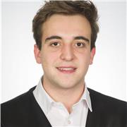 Estudiant d'Enginyeria Industrial a la UPC de Barcelona, ofereix classes de reforç de matemàtiques a Primària, ESO i Batxillerat