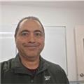 Bilgilerimi öğrencilerime aktarmak ve onların başarısını görmekten kıvanç duyarım 