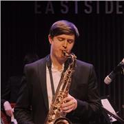 A professional jazz saxophonist, experienced with teaching to all experience levels! 