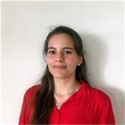 Maestra de Primaria con C2 en francés y experiencia laboral en aula y en clases particulares.