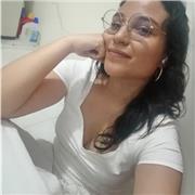 Soy profesora de literatura y lengua castellana. Mis clases están dirigidas a público adolescente y adulto. Tengo experiencia dando clases de escritura creativa, escritura académica, lectura crítica y promoción de lectura. Me adapto a las necesidades de m