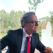 Profesional del Derecho, eminentemente práctico por su experiencia