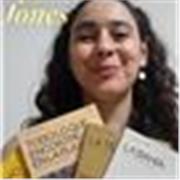 Profesora-estudiante de Lengua y Literatura