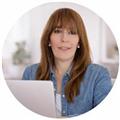 Profesora de digitalización y marketing digital con más de 6 años de experiencia