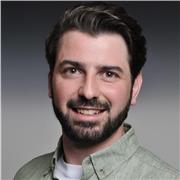 Italienischer Muttersprachler mit 8-jähriger Erfahrung bietet Italienisch-Privatunterricht für Kinder und Erwachsene.