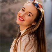 Ciao a tutti! Sono una studentessa universitaria. Offro ripetizioni e aiuto nei compiti per ragazzi: 
•elementari e medie: italiano (grammatica, antologia,epica,letteratura) matematica, scienze, geografia, storia, inglese
•biennio delle superiori : ital