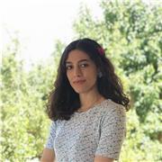 Insegnante di inglese con certificazione IELTS C1, disponibile a Torino per lezioni personalizzate per bambini, ragazzi e adulti.