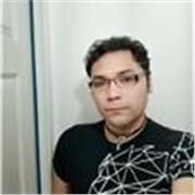 Maestro con poca experiencia pero con buen conocimiento dispuesto a ayudar