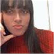 Soy una chica que puede dar a gente que lo necesite idiomas como español o arabe