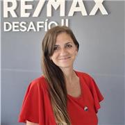 Profesora de contabilidad y finanzas, Tengo paciencia y me gusta mucho enseñar,me da satisfacción poder guiar a mis alumnos