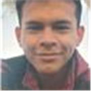Profesosr de física implate educación física