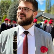 Soy un estudiante de Ingeniería industrial y doy clases de física, matemáticas, etc. para alumnos de bachillerato y universidad