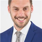 Professionista con esperienza pluriennale di vita e lavoro in Germania