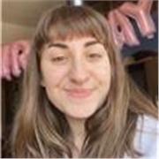 Puedo ofrecer clases de apoyo de inglés, lengua y matemáticas hasta 2•ESO. También de Historia del Arte. Ya tengo experiencia como profesora de todo ello y mis alumnos siempre han aprobado y mejorado sus notas en esas materias
