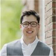 I'm Sasha and I am 23 years old! I currently work as an English foreign language assitant in a gymnasium in Leipzig . 