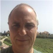 Profesor de francés con 22 años de experiencia al instituto francés de Praga ofrece lecciones de francés para todas las edades y niveles.