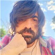 Artista, creativo publicitario y coolhunter con amplia experiencia en desarrollo personal, artístico y espiritual.