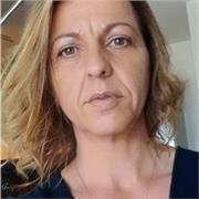 Je donne des cours de soutien scolaire ou professionel pour tout public, des enfants jusqu'au adultes en cours particuliers ou en ligne.