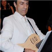 Tutor specializing for guitar and English in in-person and in online