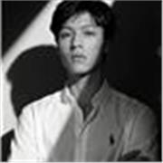 Aprende español de forma práctica, clara y divertida con clases personalizadas para principiantes y avanzados, enfocadas en conver