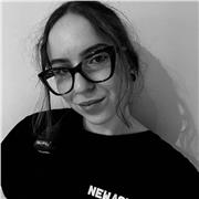 Diplomata in lingue offre lezioni private di inglese ed italiano per bambini online o a domicilio a Treviso