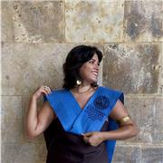 Laureata in Lingue, Civiltà e Scienze del Linguaggio (lingua spagnola e portoghese e brasiliana). Attualmente magistrale in lingue