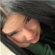 Ragazza 18enne che insegna e aiuta a comprendere l’inglese