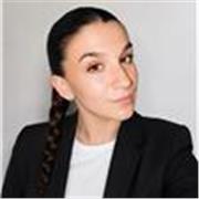 Maestra de educación primaria con c1 en ingles y 2 años de experiencia como profesora de academia