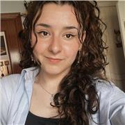 Estudiante de tercero de doble grado de historia y filología clásica. Estudiantes de ESO y Bachillerato