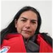 Profesora de ajedrez para niños y niñas