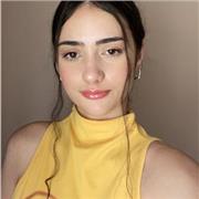 Profesora de filosofía que imparte clases a personas de la ESO o Bachillerato