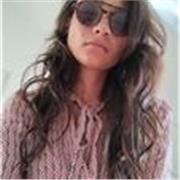 Laureata in filosofia. Offro lezioni private in materie umanistiche e lingua inglese.