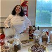 Profesora de inglés imparte clases a niños