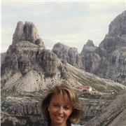 Docente di lettere impartisce lezioni private d'Italiano, Storia, Filosofia a studenti di scuola media inferiore e superiore