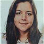 Soy estudiante universitaria de comunicación audiovisual. He nacido en España y por tanto mi primera lengua es el castellano. Además también hablo inglés por lo que puede ayudar al principio en caso de que mis alumnos únicamente entiendan ese idioma