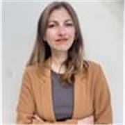 Mi chiamo Chiara sono laureata in relazioni internazionali